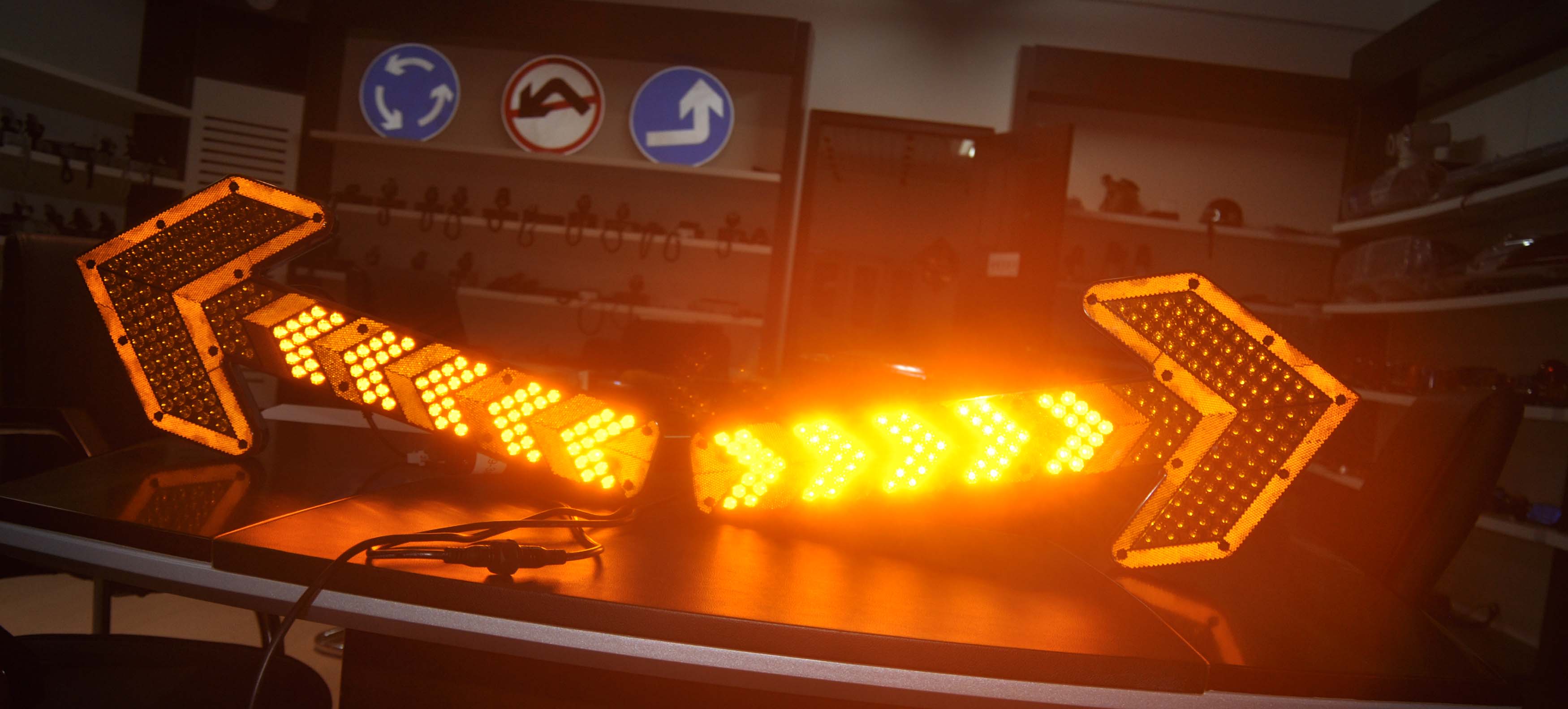 JSX3100L LED arrow traffic light