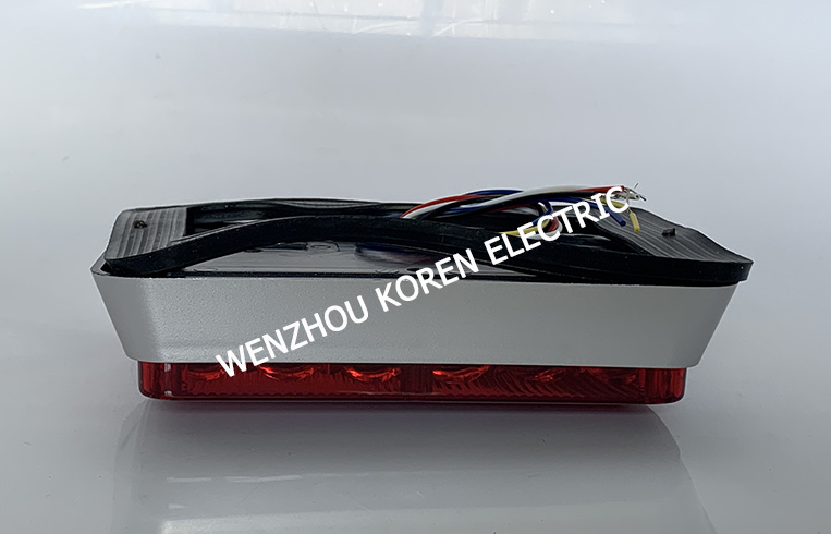 17R03 LED perimeter light